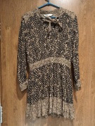 Sukienka ZARA – modny zwierzęcy wzór, styl boho 