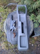 Tunel środkowy z dźwignią ręcznego Ford Sierra 