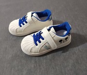 Mięciutkie buty dla chłopca rozmiar 24