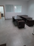 Biurka solidne używane - stan bardzo dobry