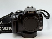 Lustrzanka Canon 400d korpus, 2 baterie, 2 karty 4GB i 1GB, ładowarka 