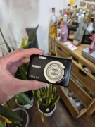 Nikon Coolpix A100 - stan bardzo dobry | Ładowarka + bateria |