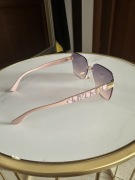 Okulary pudrowy róż logo dior