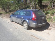 Sprzedam uszkodzoną Renault Megane 1.9 diesel rok 2005