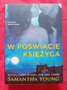W poświacie księżyca - Samantha Young