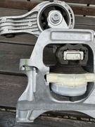 Łapa poduszka silnik 2.0 HDI Peugeot 3008 Citroen C4 GP