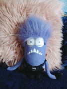 Zły Minionek Fioletowy maskotka 