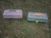 2 sztuki skrzynki wędkarskie licytacja 