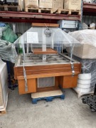 Bar sałatkowy wyspa chłodnicza