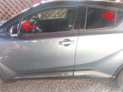 Listwa pionowa drzwi szyby przedziałka Toyota C-HR lewy przód, lewy tył.