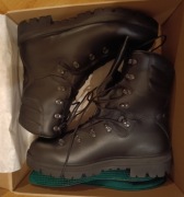 Buty wojskowe, trzewiki zimowe wzór 933/MON 