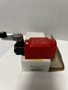 Allen Bradley 440P-MSLS11B Guardmaster safety wyłącznik bezpieczeństwa