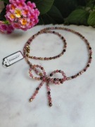 Naszyjnik kokardką RODONIT różowy i hematyt Hand made