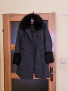 Płaszcz zimowy z futerkiem