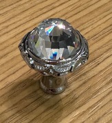 Uchwyt meblowy gałka Mestre Clasica z kryształem Swarovski 1 szt