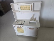 Kuchenka zabawkowa interaktywna