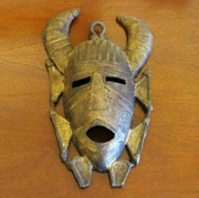 Mosiężna  stara  afrykańska maska  Senufo
