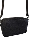 Markowa czarna torebka listonoszka kuferek czarna Black Squad