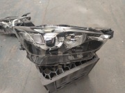 LAMPA PRAWA PRAWY REFLEKTOR MAZDA CX3 CX-3 ZWYKŁY 