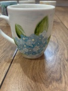 Kubek ręcznie malowany Hortensja