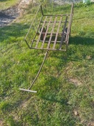 Wózek ogrodowy do przewozu trawy, kopostu