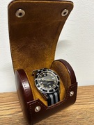 Zegarek nawiązujący do Omega Seamaster 300 Limited Edition 007 Spectre