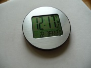 zegar radiowy wiszący budzik