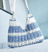 Torebka letnia crochet ręcznie robiona z papierowej rafii 