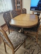 Stół rozkładany i 6 krzeseł + 1 gratis
