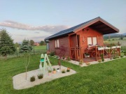 Domek drewniany letniskowy 4x5 m + zadaszony taras – 4 lata