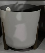 Doniczka na nóżkach Frida 340 Szara Eko