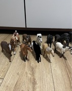 Figurki koników Schleich