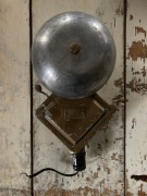 Szkolny dzwonek elektryczny