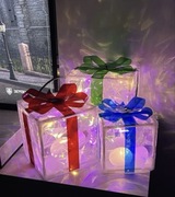 Zestaw 3 sztuk świątecznych ledowych prezentów
