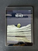 iPad 5 gen 9,7" 32GB WIFI Stan bardzo dobry