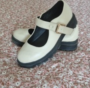 Buty dla dziewczynki 33r