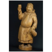 MNICH TEST-PRÓBA WINA, DUŻA RZEŹBA 51 CM WYSOKOŚCI