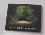 Magnes na lodówkę BLUE RIDGE PARKWAY USA Stany Zjednoczone Ameryki(10).