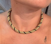 Zestaw biżuterii handmade – naszyjnik + kolczyki (złoty odcień)