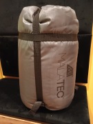 sprzedam nowy śpiwór mumia rozm  L  Duży ponad 1,90 z pokrowcem