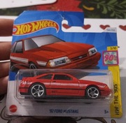 Hot Wheels '92 FORD MUSTANG 194/250