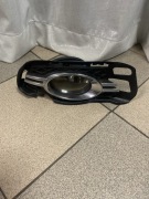 Sprzedam kratka do Mercedesa W204 z kompletnym halogenem .Przed lift 