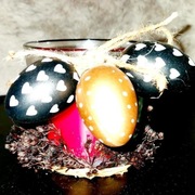 Świeca ''EASTER' o zapachu wiśni i czekolady