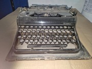 Maszyna do pisania Olympia Progress
