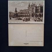 Kraków Sukiennice i pomnik Adama MIckiewicza