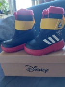 Buty zimowe firmy ADIDAS roz 21