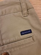 GANT Fryda Slim – Klasyczne Chinosy w kolorze Khaki/Beżowym