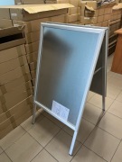 POTYKACZ STOJAK REKLAMOWY 60 x 84 cm