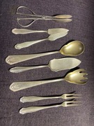 srebrzone  sztućce WMF srodek stolu