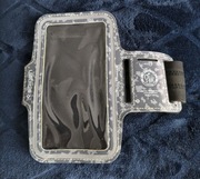 Opaska na ramię Spigen 